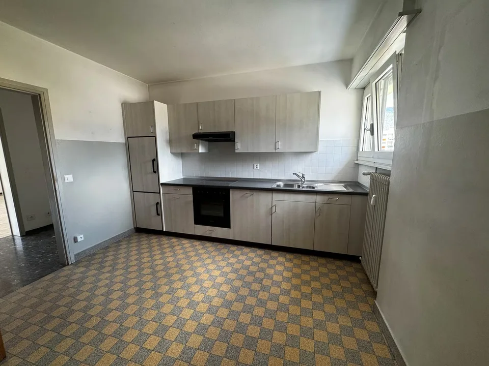 Chiasso - affittasi 3.5 al quinto e secondo piano – foto 3 di 7