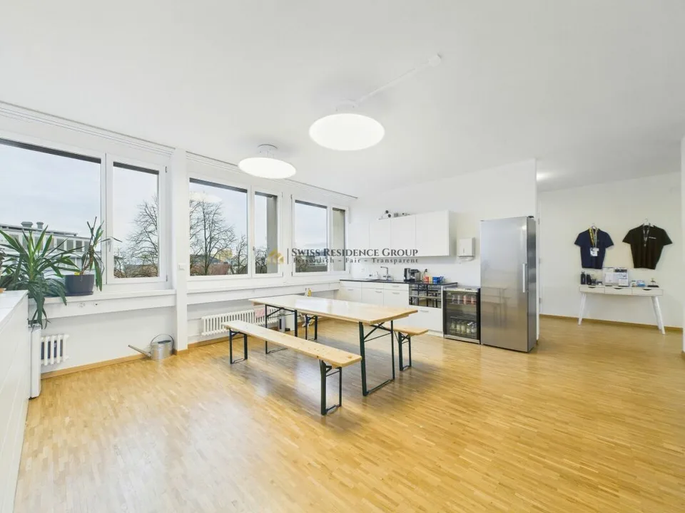 Bureau partagé moderne dans un emplacement de choix – photo 10 sur 12