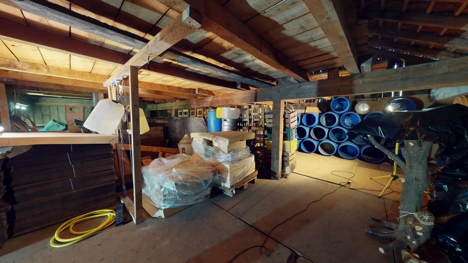 Gewerbeliegenschaft mit voll eingerichteter Brennerei und Ausbaupotenzial für eine grosszügige 5½-Zimmer-Wohnung – Foto 11 von 13