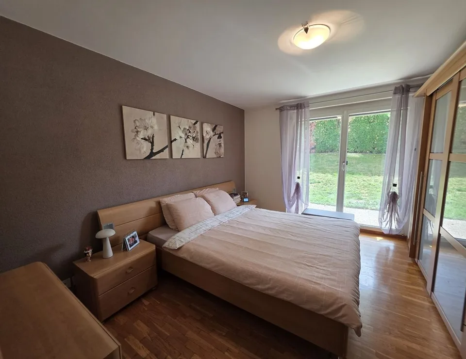 4,5-Zimmer-Wohnung mit privatem Garten und Garage-Box – Foto 7 von 10