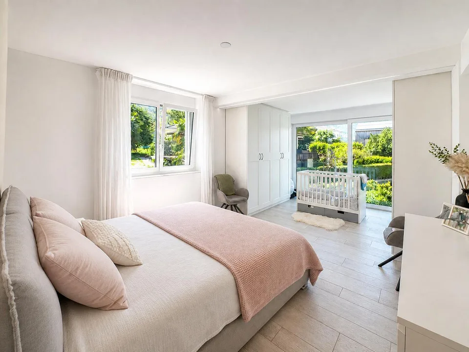 4,5-Zimmer-Wohnung mit Pool in Camorino – Foto 3 von 10