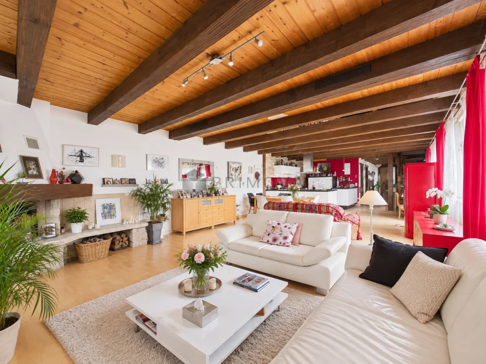 Besonderes Wohngefühl! Maisonette mit Galerie und Cheminée – Foto 6 von 19
