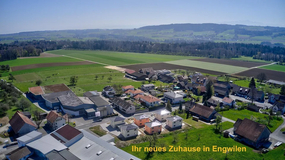 Casa di nuova costruzione con 5 ½ stanze a Engwilen con impianto solare, sonda geotermica, ecc. – foto 2 di 11