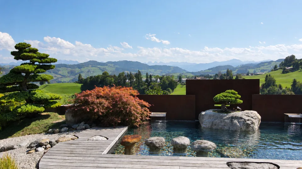 Exklusive Villa mit japanischem Garten & Weitblick – Foto 2 von 13