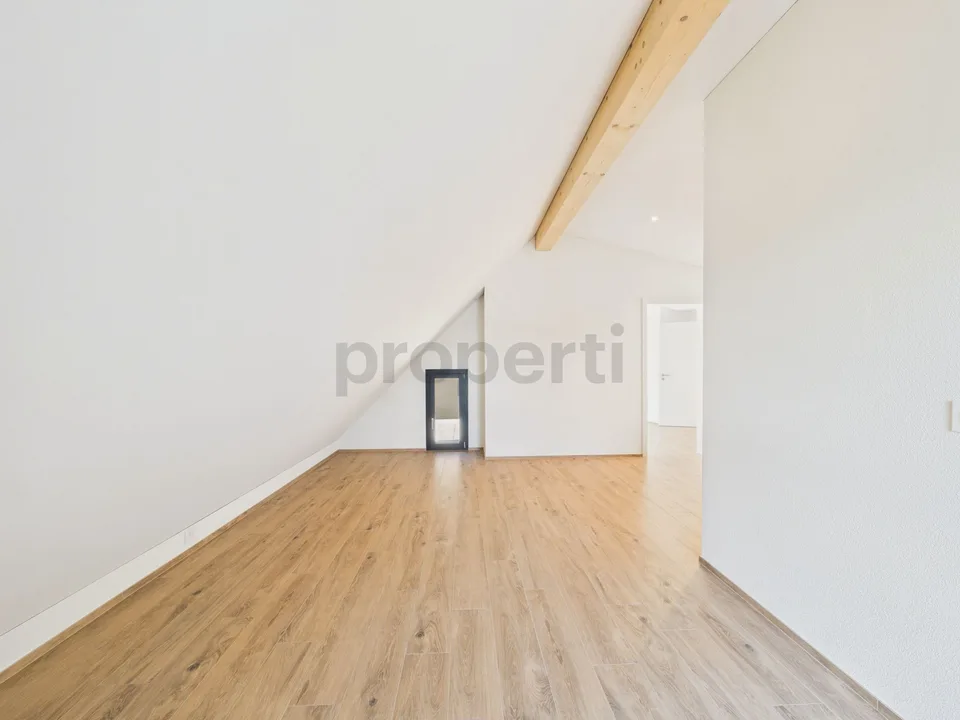 Attikawohnung direkt am Waldrand mit Zürichseeblick, Minergie-Standard und Free-Cooling – Foto 8 von 14
