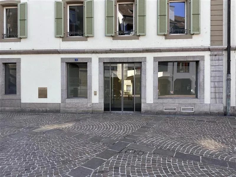 Exceptional offices of 1,250 m² in the heart of Nyon – photo 2 of 11