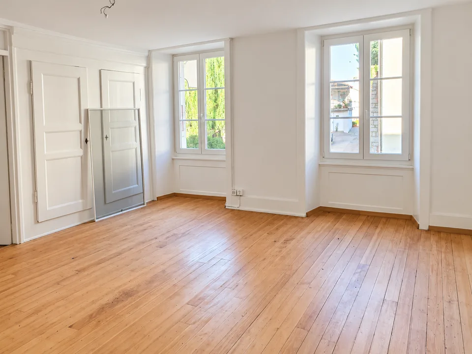 Appartement idyllique de 3 pièces dans la vieille ville d'Erlach – photo 2 sur 6