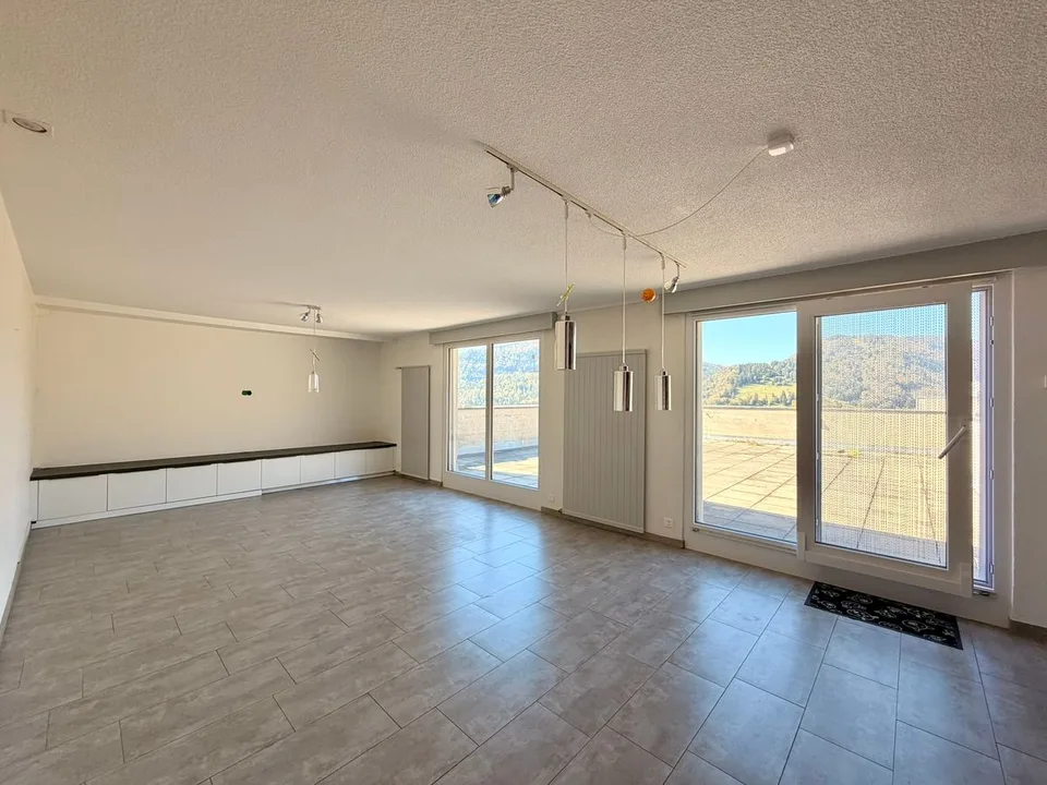 Magnificent penthouse – photo 3 of 13