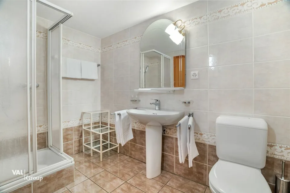 Exclusive second homes with a panoramic view - to be acquired together with Hotel Roby – photo 12 of 13