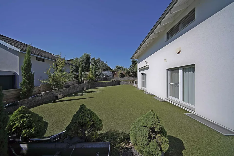Exclusivité - Propriété coup de coeur, villa individuelle au calme – photo 30 sur 44