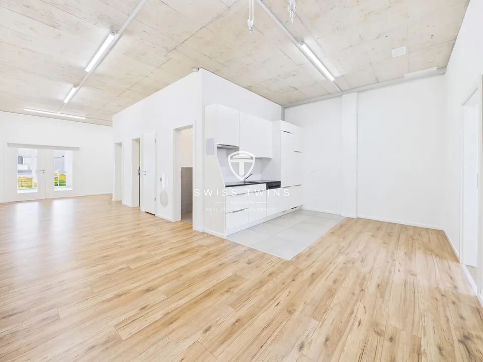 Espace de bureau/commercial moderne de 5,5 pièces à louer à Baar – photo 4 sur 13