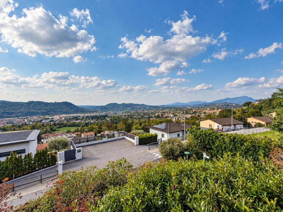 8.5 Zimmer Villa in Vacallo – foto 35 di 35