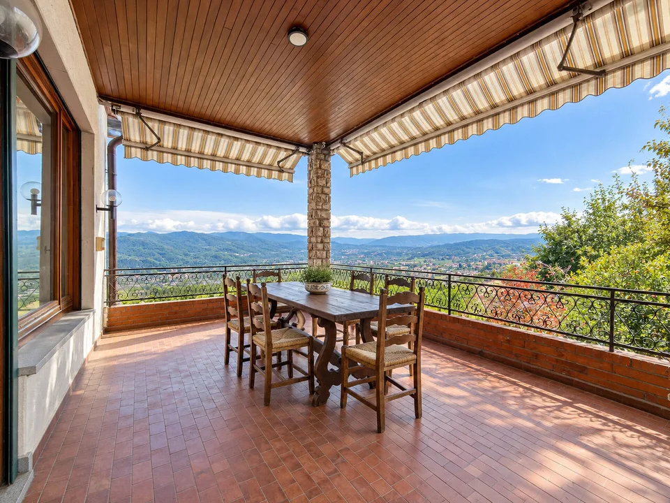 8.5 Zimmer Villa in Vacallo – foto 32 di 35