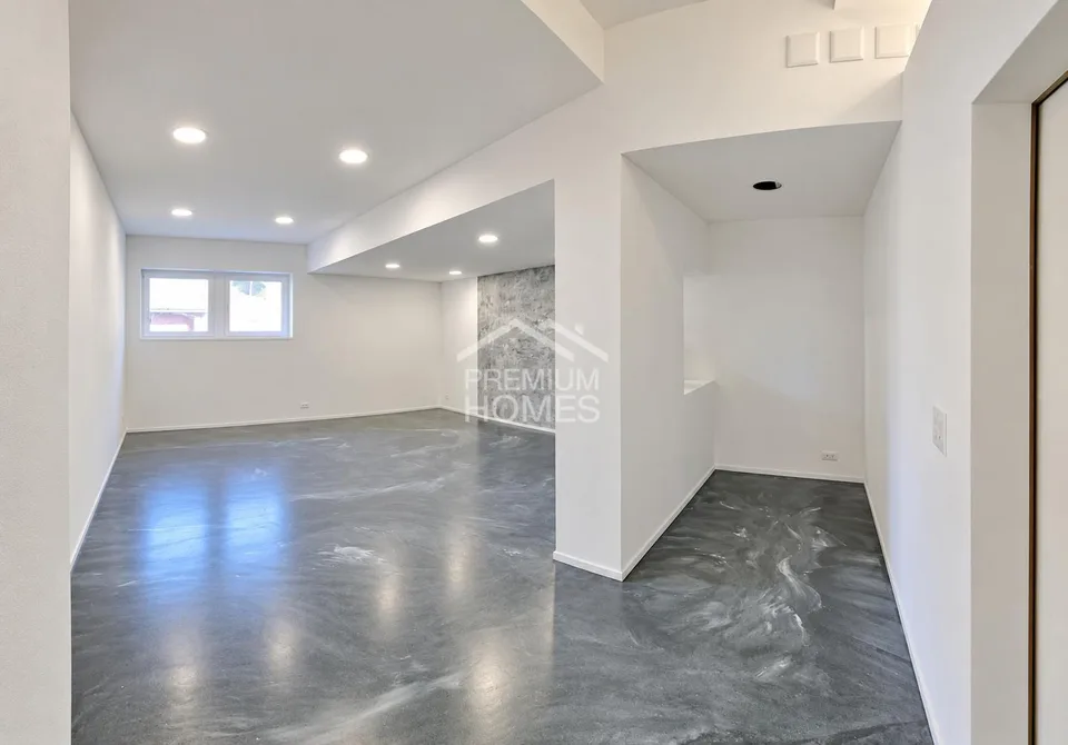 Your chance for your own company headquarters – photo 5 of 8