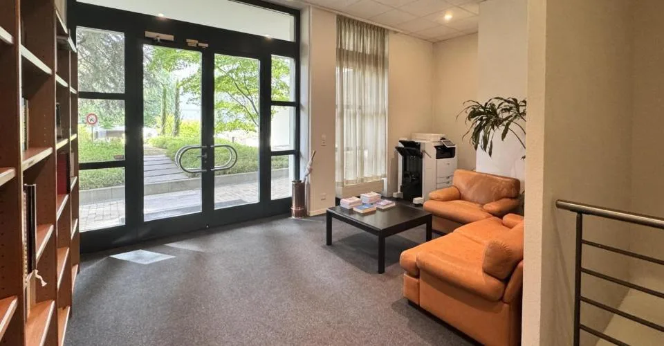 Büros 134 m2 – Foto 2 von 4