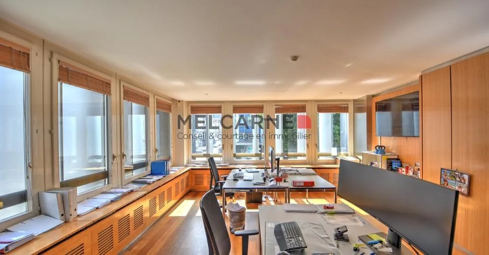 Bureaux à louer - Rue du Rhône - 150 m² – photo 2 sur 5