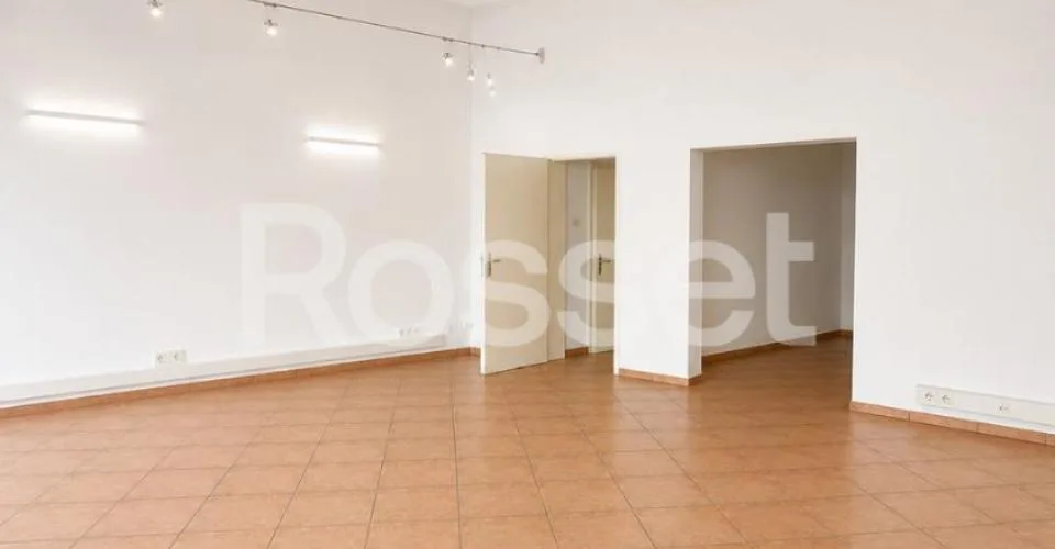Arcade d'env. 155 m² au rez-de-chaussée – photo 2 sur 4