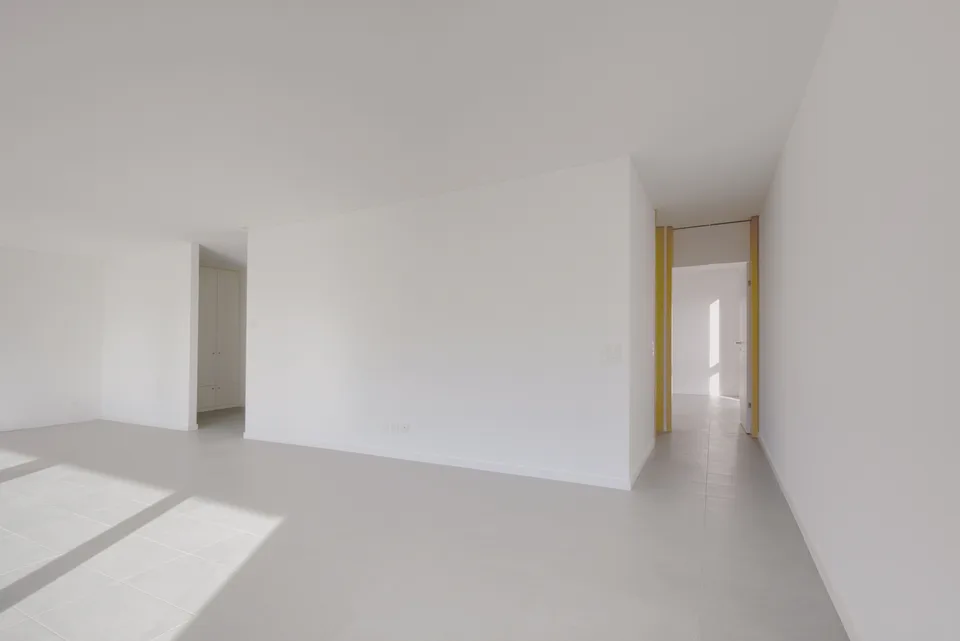 LOCARNO - Elegante 3,5 Zimmer mit Terrasse und Parkplatz in der Garage – Foto 10 von 13