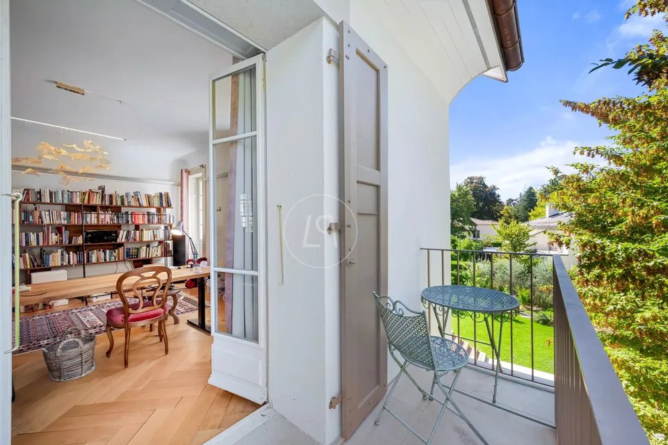 Außergewöhnliches Herrenhaus, das im Herzen von Chêne-Bougeries vollständig renoviert wurde – Foto 7 von 13