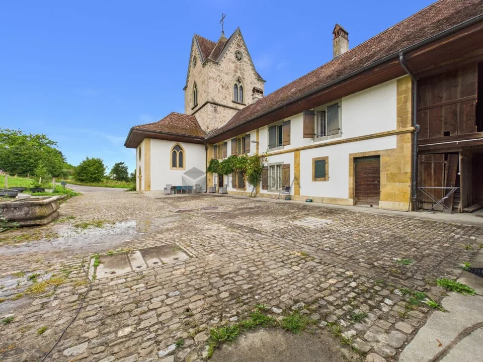 Eine Liebeserklärung mit Potenzial: Historisch wohnen und arbeiten am Murtensee. – Foto 4 von 13
