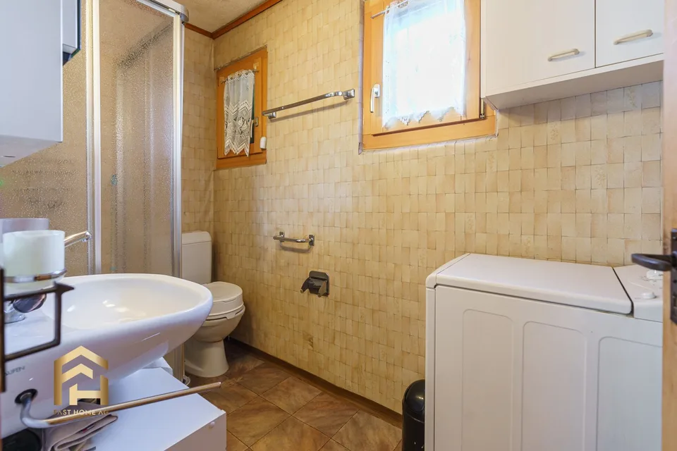 Charming Restoration Property: Single-Family Home in Leuk City – photo 7 of 13