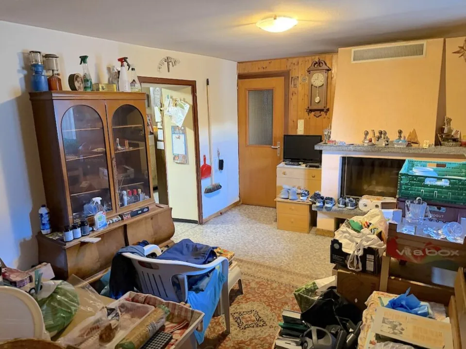 Ruhiges EFH 5 Zimmer mit Seesicht und vielen Kellern Tranquilla casa indipendente con 5 locali, vista lago e numerose cantine – Foto 4 von 13