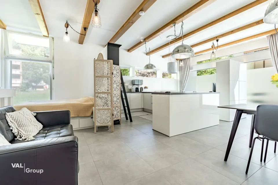Ein Zuhause, das weit über das Gewöhnliche hinausgeht (Erstwohnsitz) – Foto 4 von 15