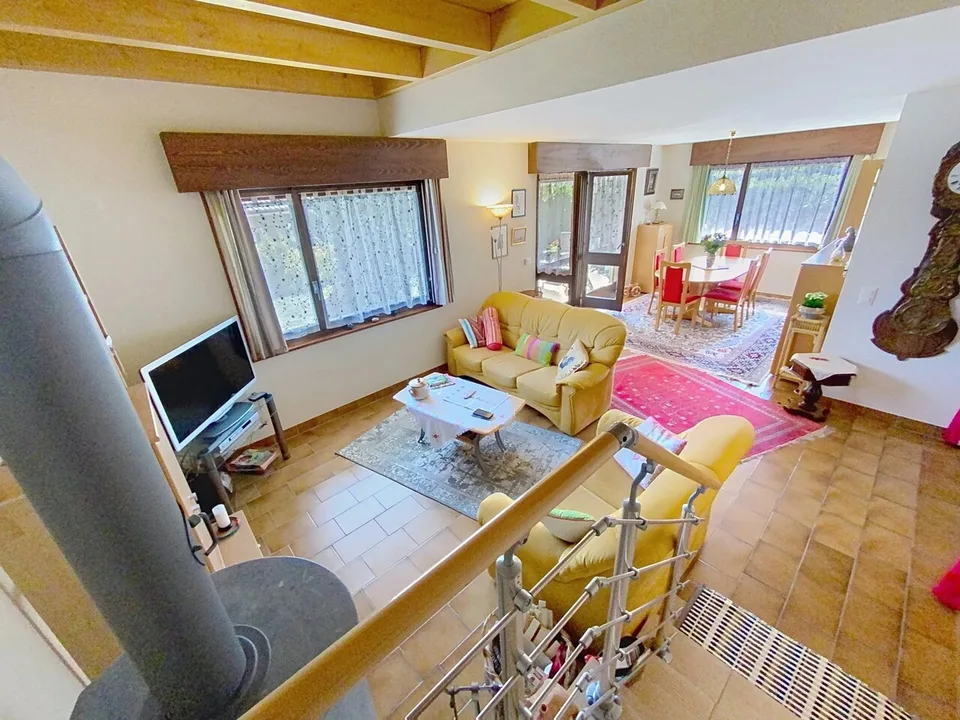 Charmante villa de 6 pièces à Bussigny – photo 3 of 7