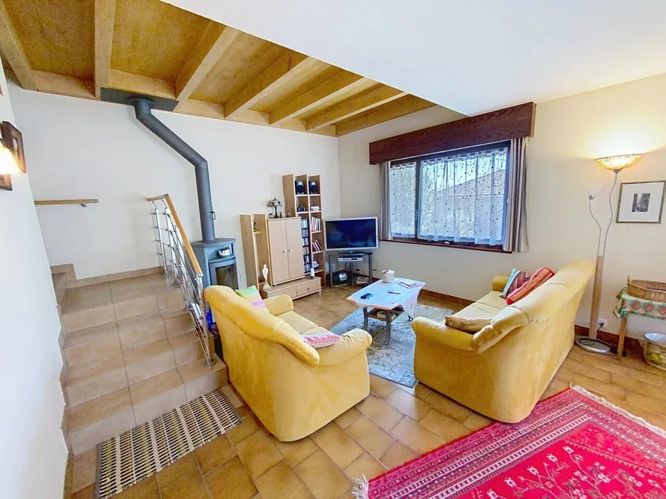 Charmante villa de 6 pièces à Bussigny – photo 2 of 7