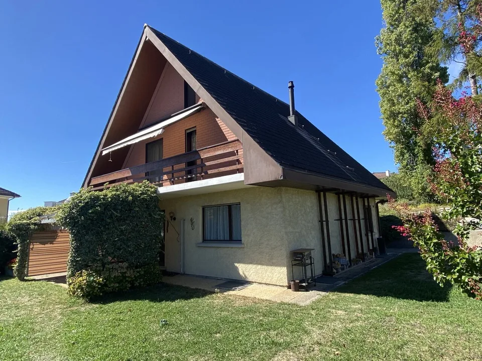 Charmante villa de 6 pièces à Bussigny – photo 1 of 7