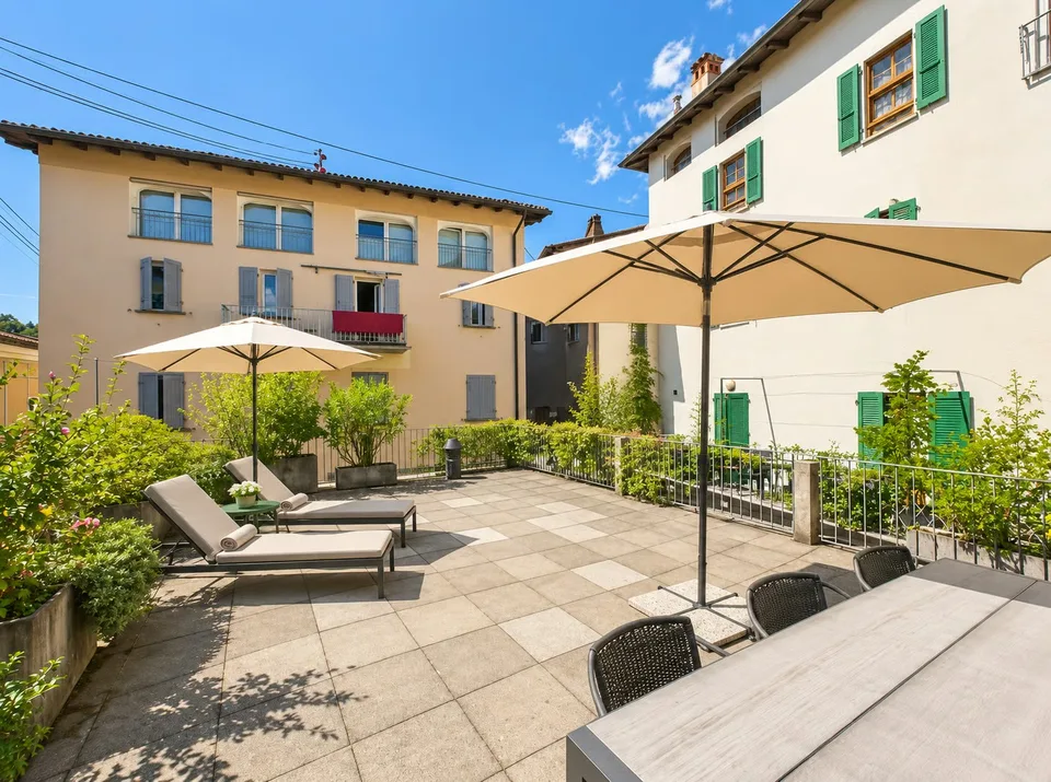 Curio – Appartement spacieux et lumineux de 3.5 pièces avec grande terrasse (résidence secondaire possible) – photo 2 sur 11