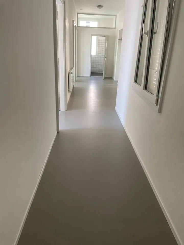 Curio – Appartement spacieux et lumineux de 3.5 pièces avec grande terrasse (résidence secondaire possible) – photo 6 sur 11