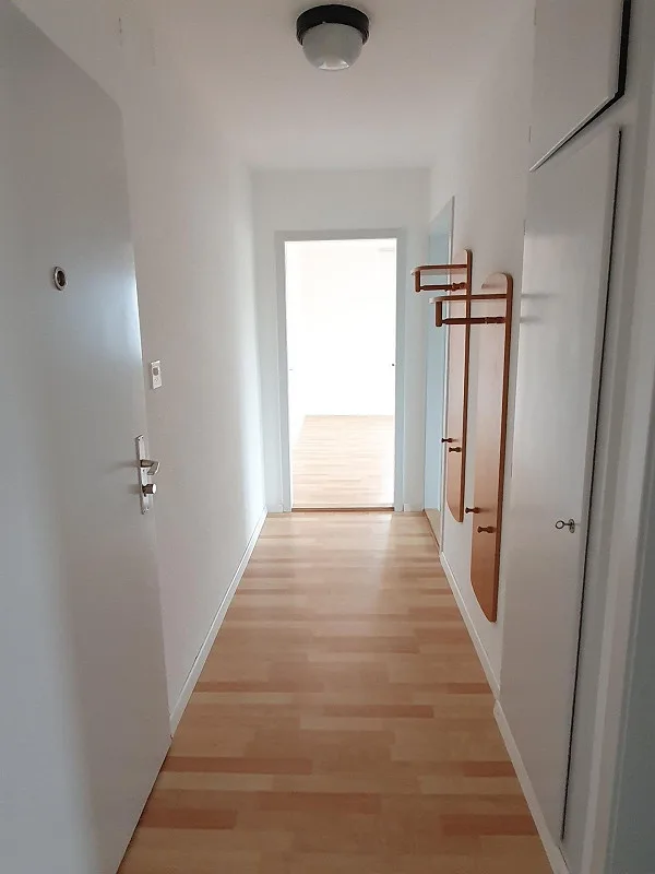 Central 2.5-room apartment for rent – photo 5 of 7