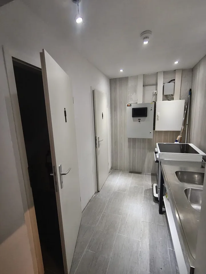 For rent offices of approximately 187 m2 in Etoy – photo 7 of 10
