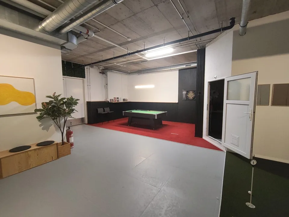 For rent offices of approximately 187 m2 in Etoy – photo 4 of 10