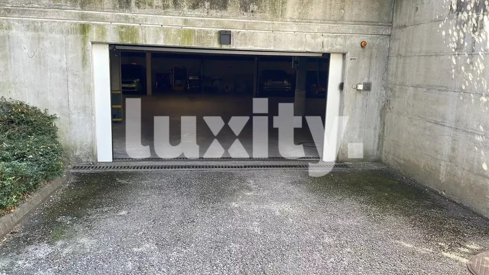 Garage in affitto a Rolle – Ideale per pendolari – foto 3 di 4