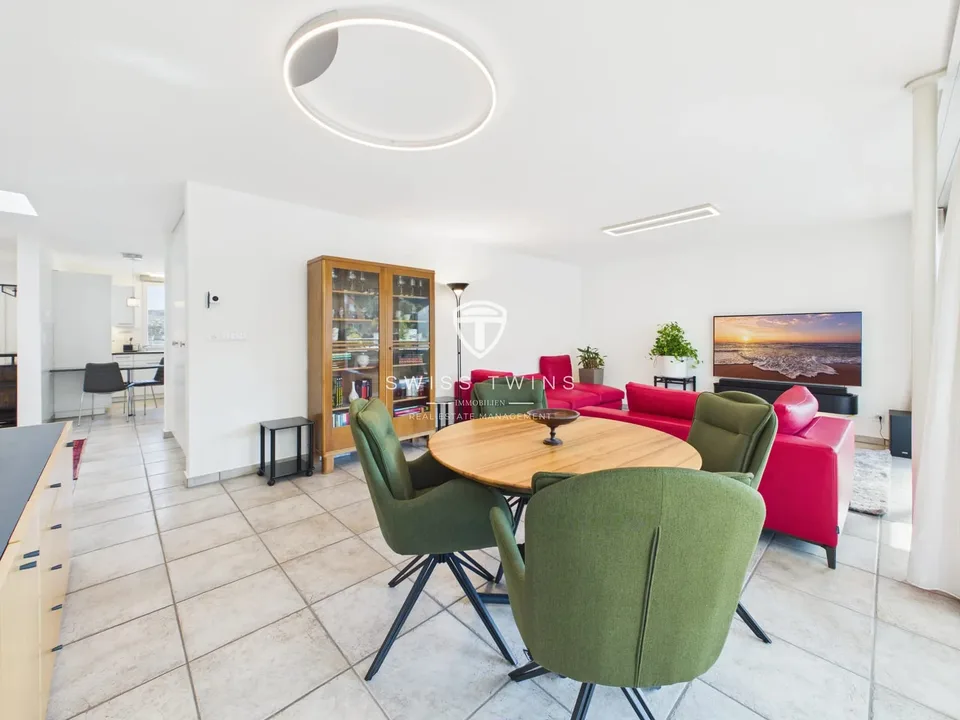 Appartement attique 3.5 pièces lumineux à Horgen - terrasse, vue sur le lac & équipé en option – photo 2 sur 13