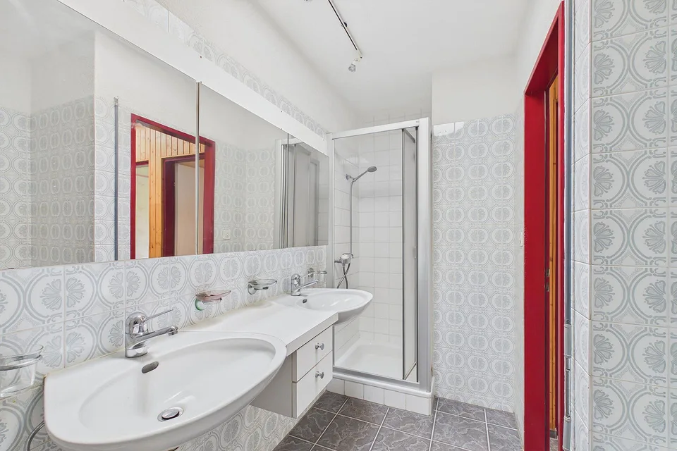 Vivere vicino al lago di Bienne – Casa a schiera di 5 stanze con potenziale – foto 9 di 12