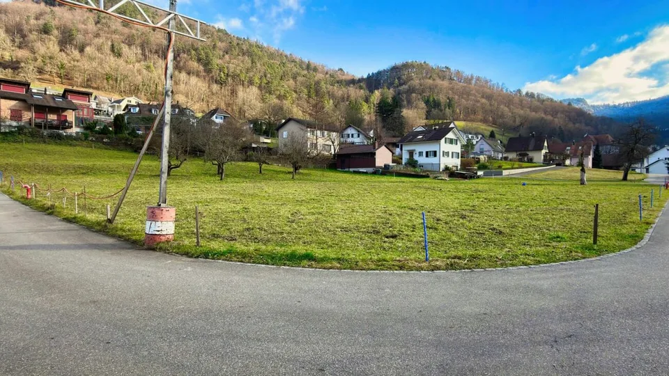 Ein Grundstück für Lebensqualität - Ruhig, sonnig, idyllisch – Foto 3 von 9