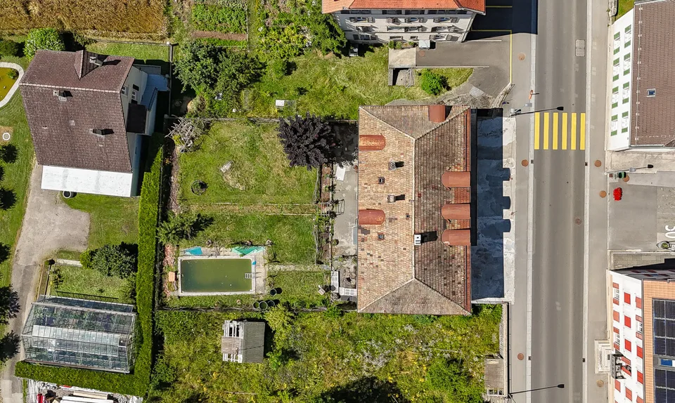 Einzigartiges Gebäude zu renovieren - Helle Immobilie mit großzügigen Volumen – Foto 3 von 11