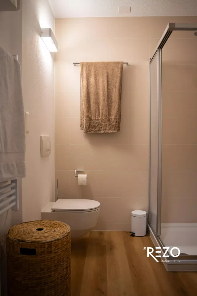 Wunderschöne Penthouse-Wohnung mit 4,5 Zimmern und Panoramablick. Veyras, Noble-Contrée, VS. – Foto 9 von 13