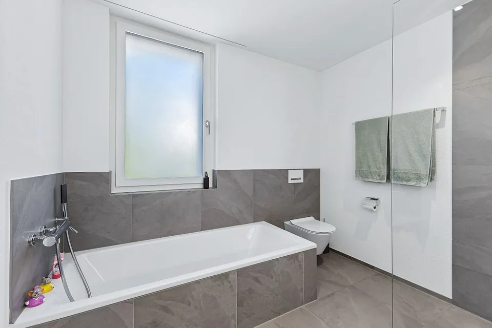 Casa d'architetto di alta qualità con piscina e molta privacy – foto 11 di 13