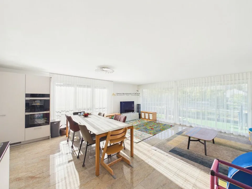 Lichtdurchflutete 4.5-Zimmer-Wohnung mit grosszügigem Sonnenbalkon – Foto 11 von 13