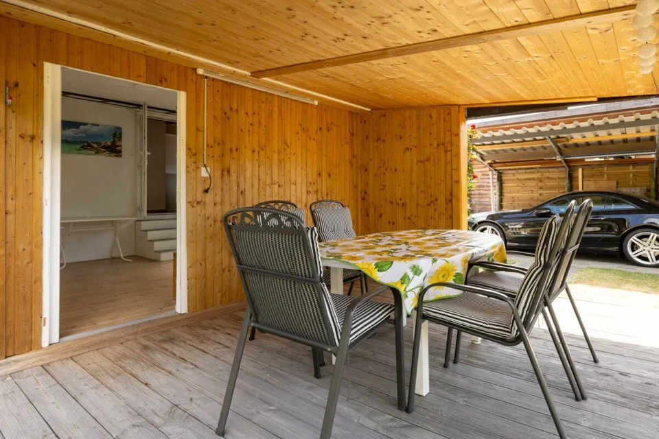 Bungalow 3.5 camere con doppio lotto nel Caravaning Gletterens – foto 10 di 13