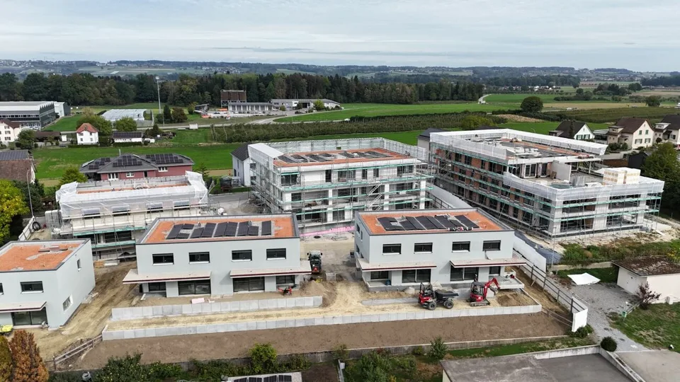 Nouvelle maison mitoyenne 5.5-pièces - dans un emplacement calme, légèrement surélevé – photo 2 sur 7