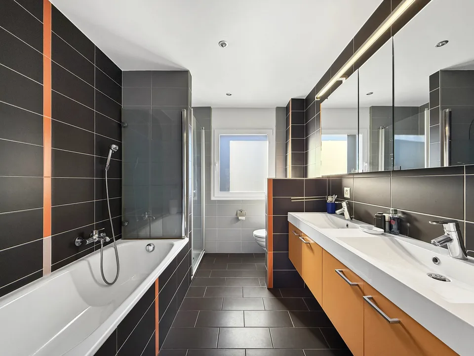 Fully | Villa contemporanea di 6,5 locali con piscina – foto 10 di 13