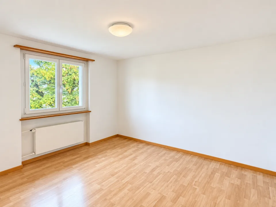 Appartement de 3 pièces confortable dans un emplacement central à Oetwil am See – photo 6 sur 6
