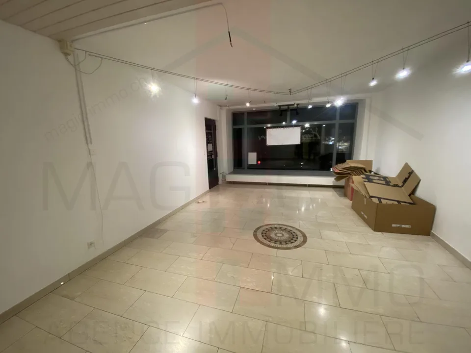 Einkaufszentrum – Foto 3 von 8