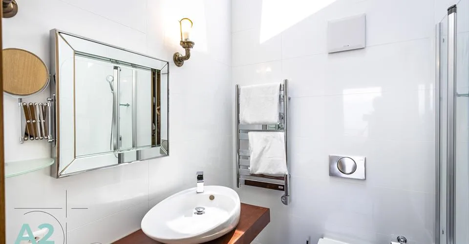 LUXUSCHALET ZU VERMIETEN AM FUSS DER PISTEN – Foto 9 von 13
