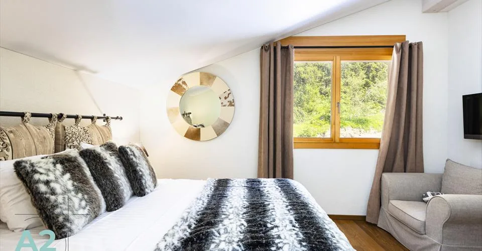 LUXUSCHALET ZU VERMIETEN AM FUSS DER PISTEN – Foto 13 von 13